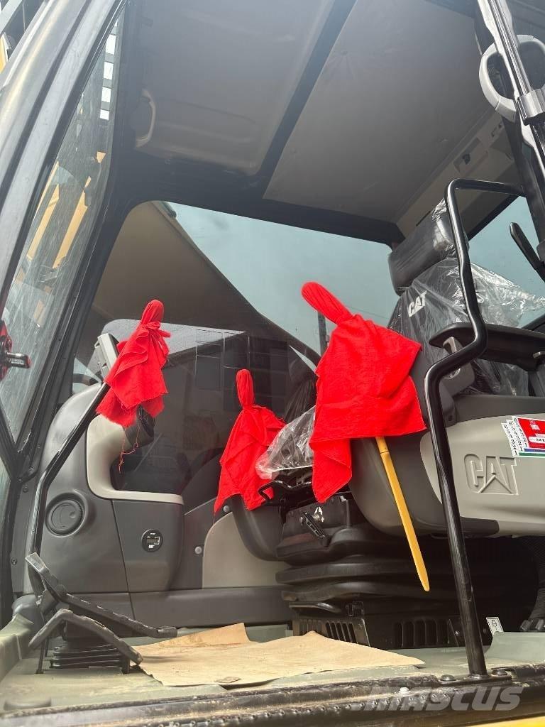 CAT 340D2 Crawler excavators