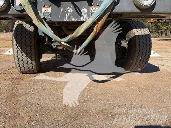 Altec DT80 Truck mounted platforms