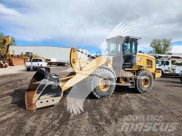 CAT 930M Wheel loaders