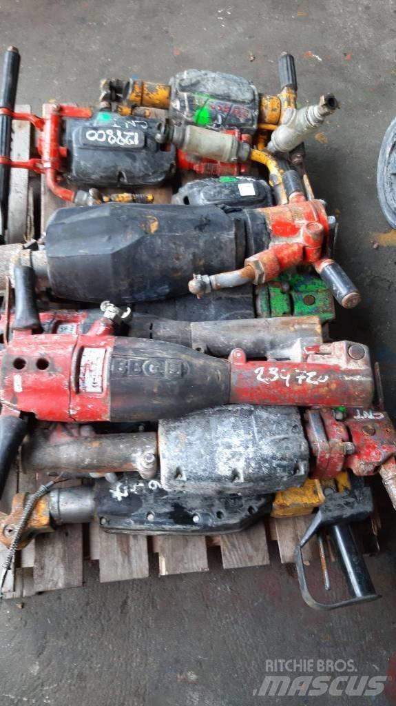 Atlas Copco 25 KI Hammers / Breakers