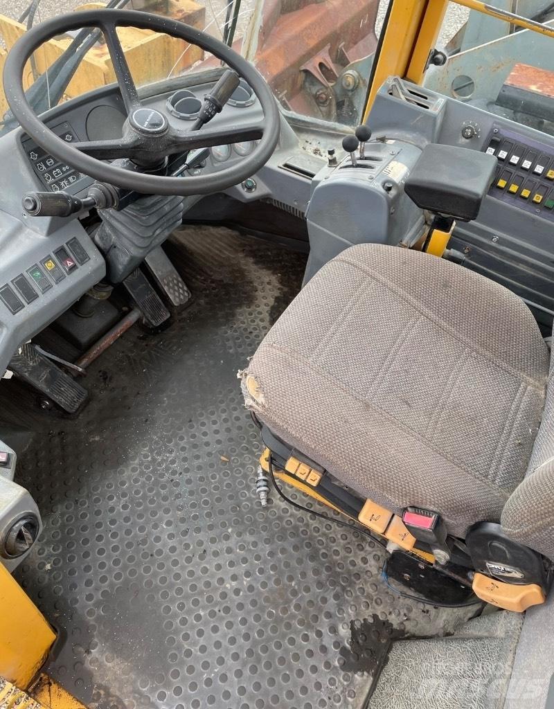 Volvo L120C Wheel loaders