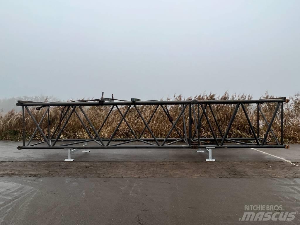 Hitachi KH 300 Crane parts and equipment