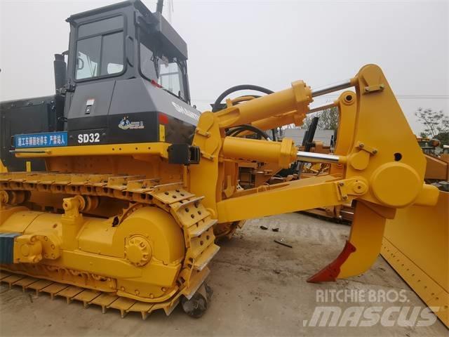 Shantui SD 22 Crawler dozers