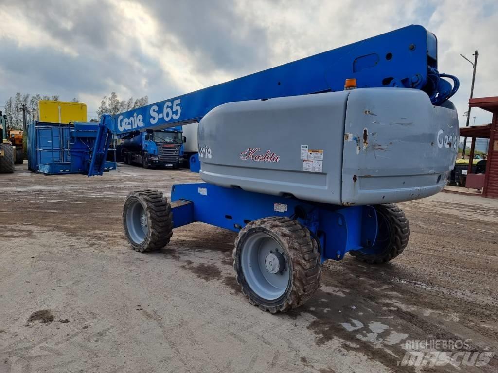 Genie S-65 4×4 Articulated boom lifts
