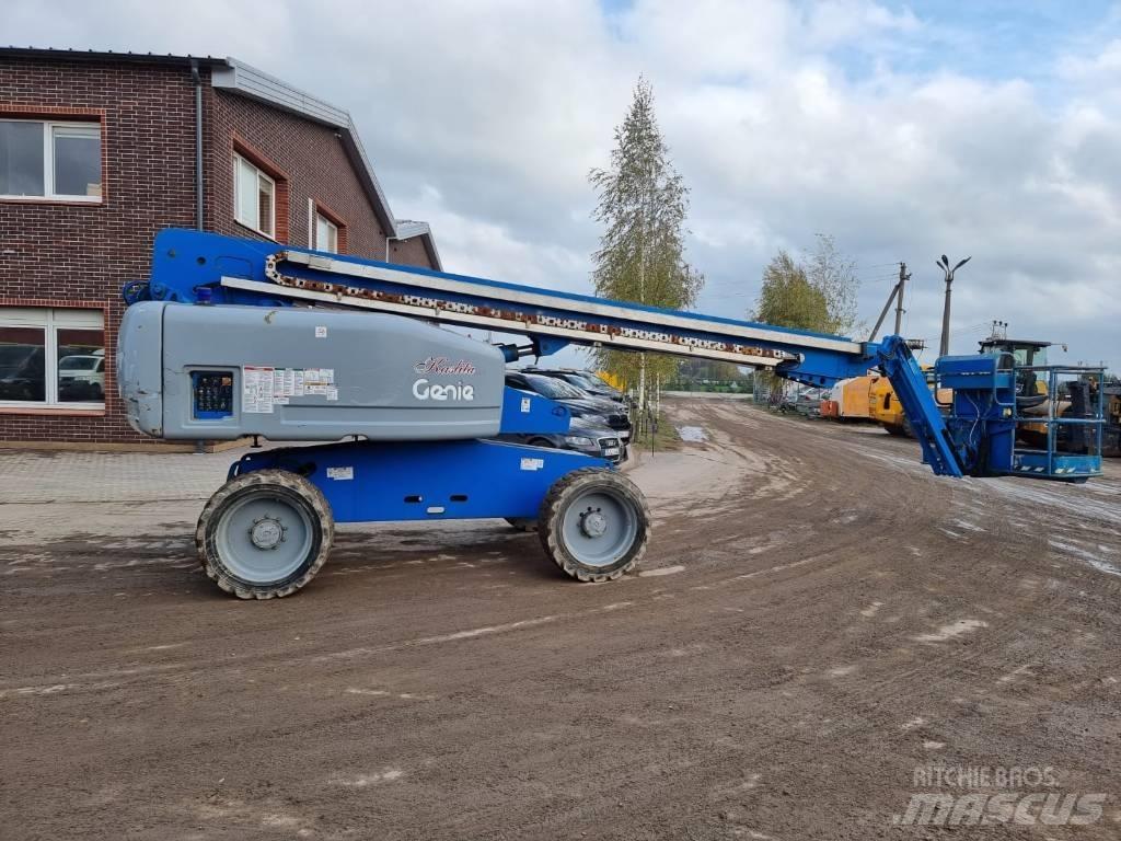 Genie S-65 4×4 Articulated boom lifts