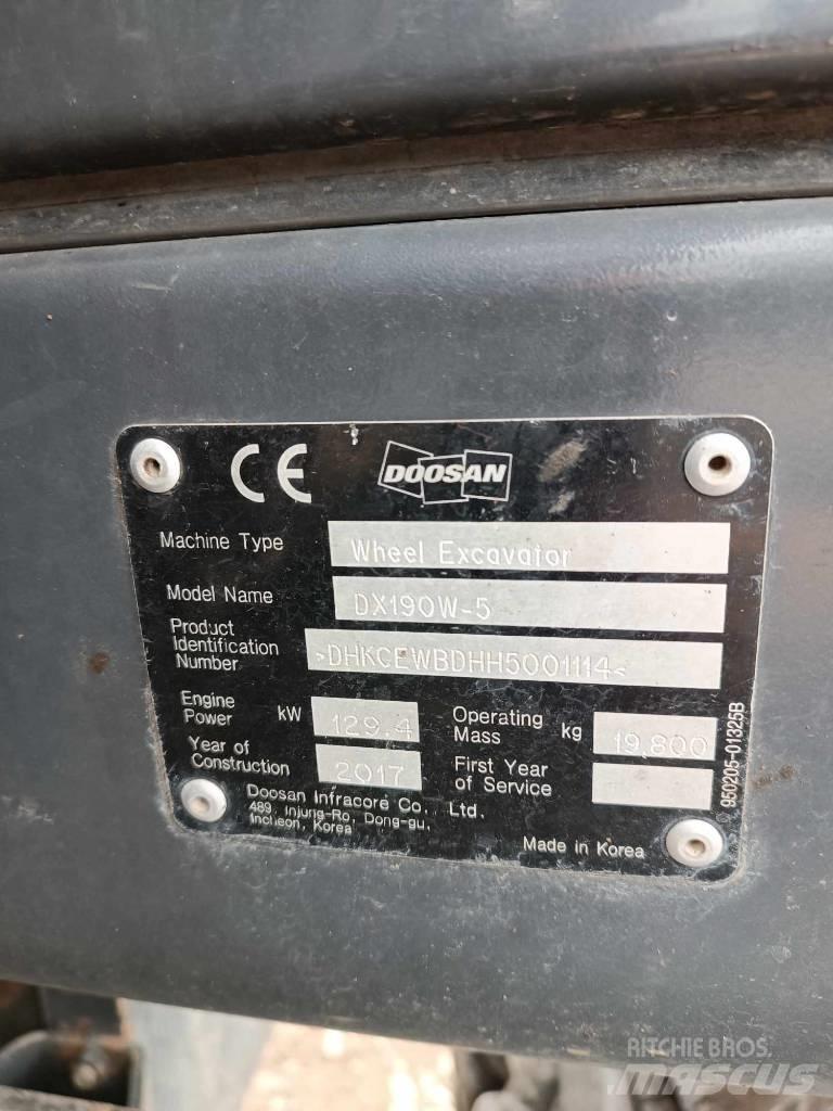 Doosan DX 190 W-5 Wheeled excavators