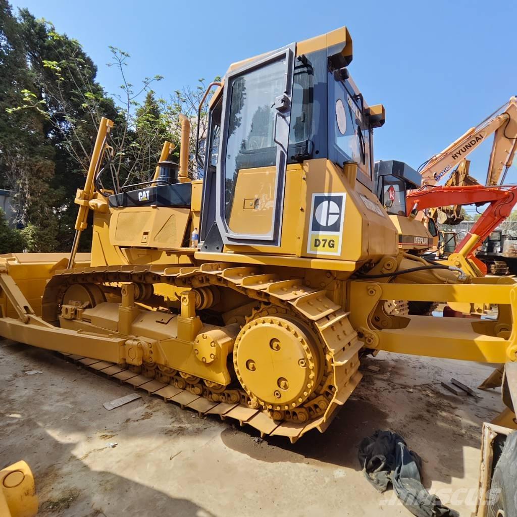 CAT D 7 G Graders