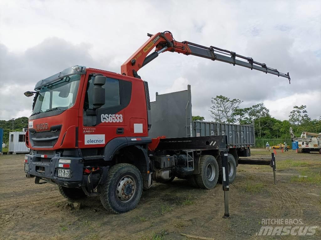 Iveco Trakker 410 Truck mounted cranes