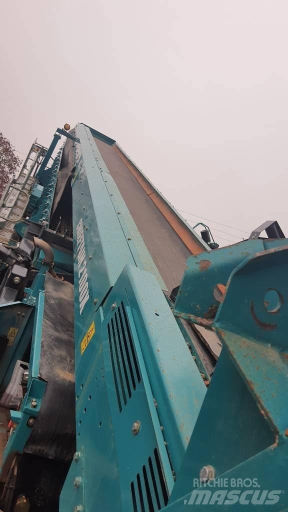 PowerScreen 2100 Mobile screeners