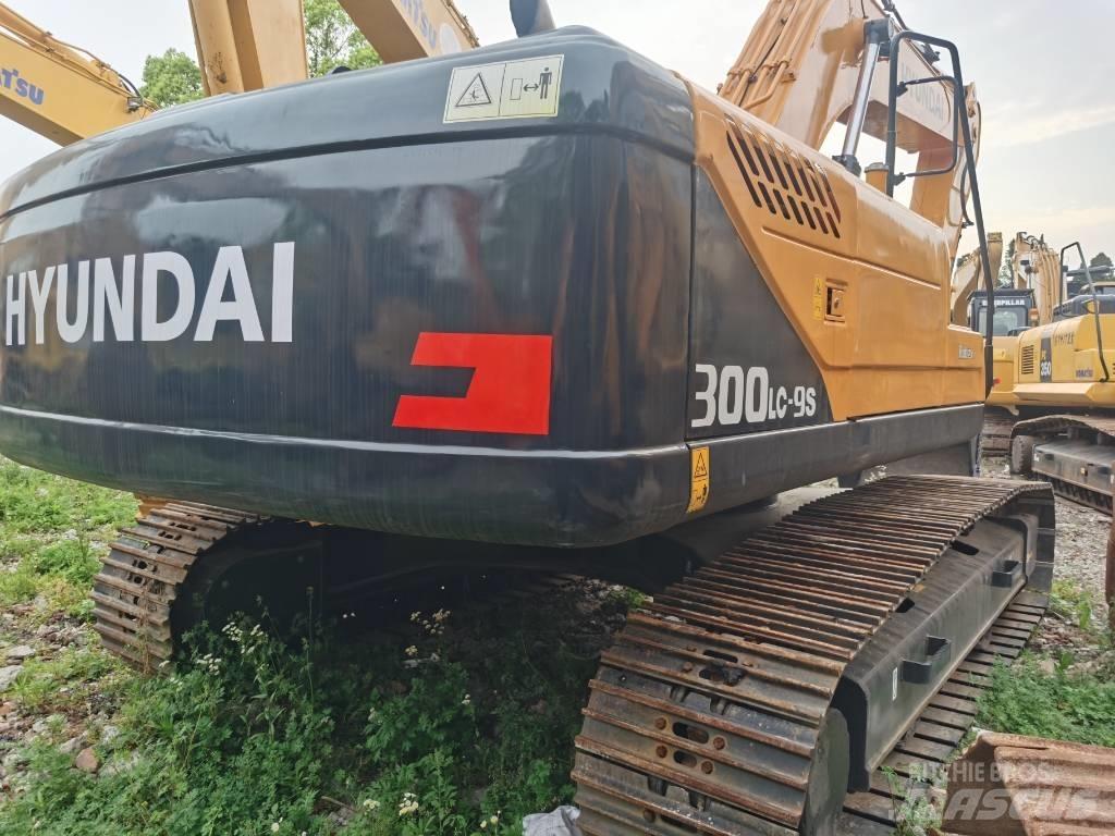 Hyundai R 300LC-9S Crawler excavators
