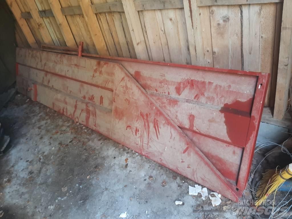 Tuhti Rehulaidat M90 Other trailers