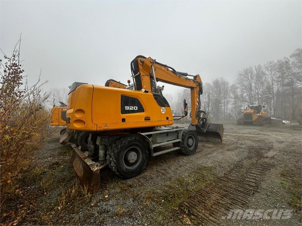 Liebherr A920 Wheeled excavators