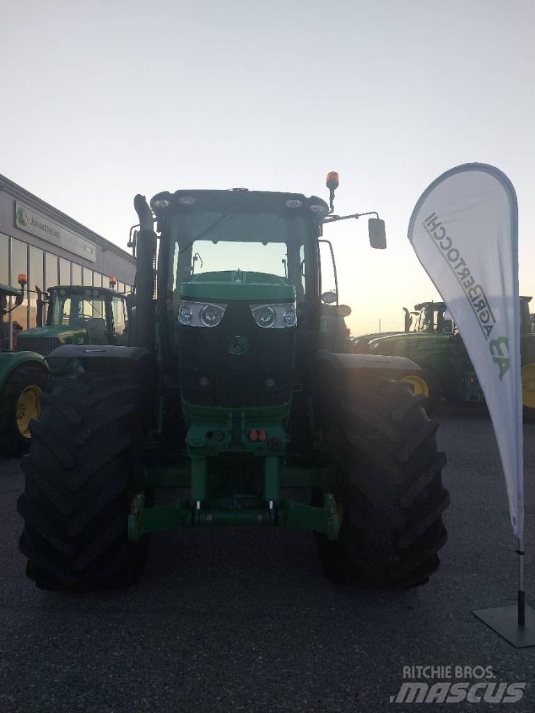 John Deere 6190 R Tractors