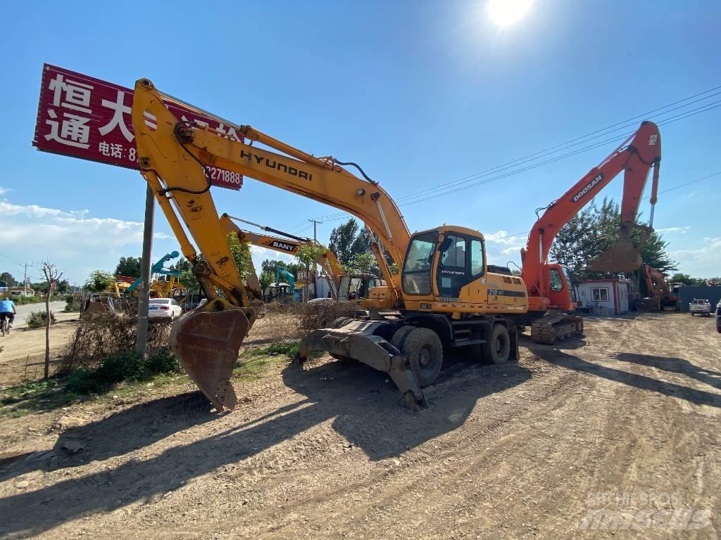 Hyundai 210w Wheeled excavators