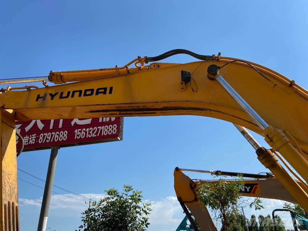 Hyundai 210w Wheeled excavators