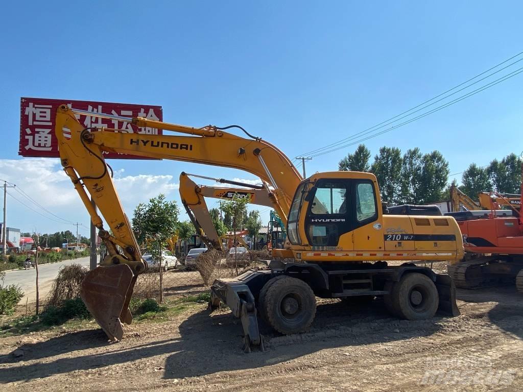 Hyundai 210w Wheeled excavators