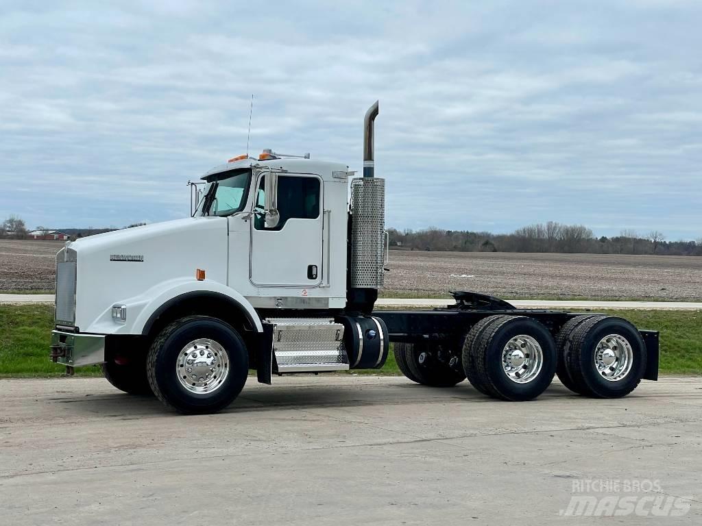 Kenworth T800 Prime Movers