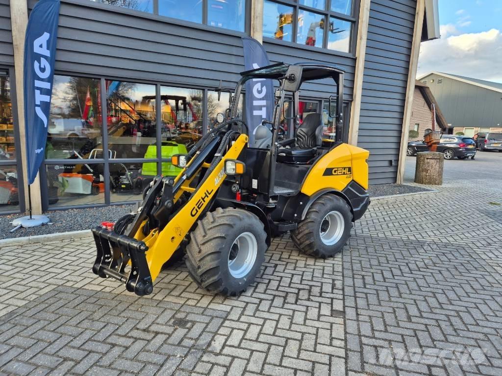 Gehl AL330 Mini loaders