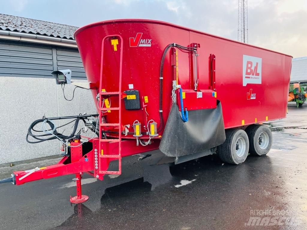 BvL V-Mix 33-3s Forage wagons