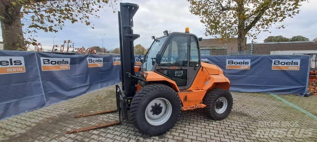 Manitou M30-4 Diesel trucks