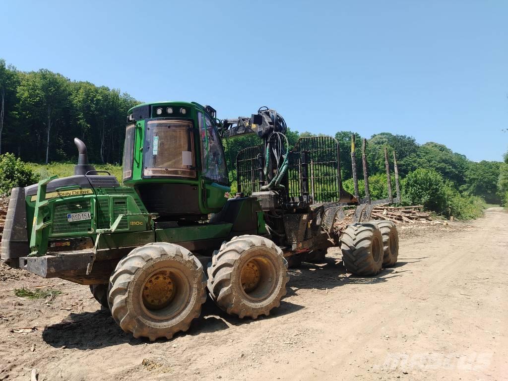 John Deere 1110 Forwarders