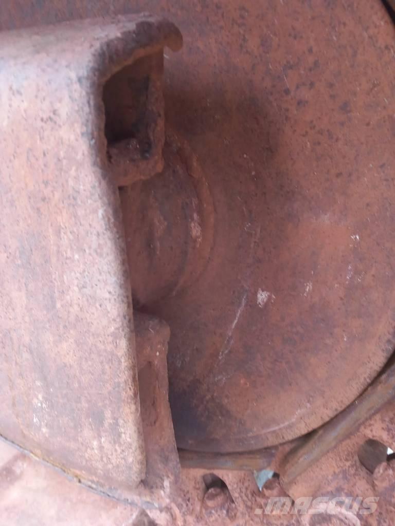 Komatsu PC210LC-10 Crawler excavators