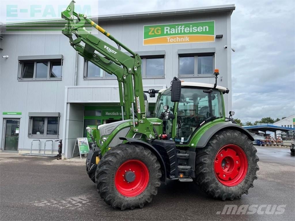 Fendt 516 Vario Tractors