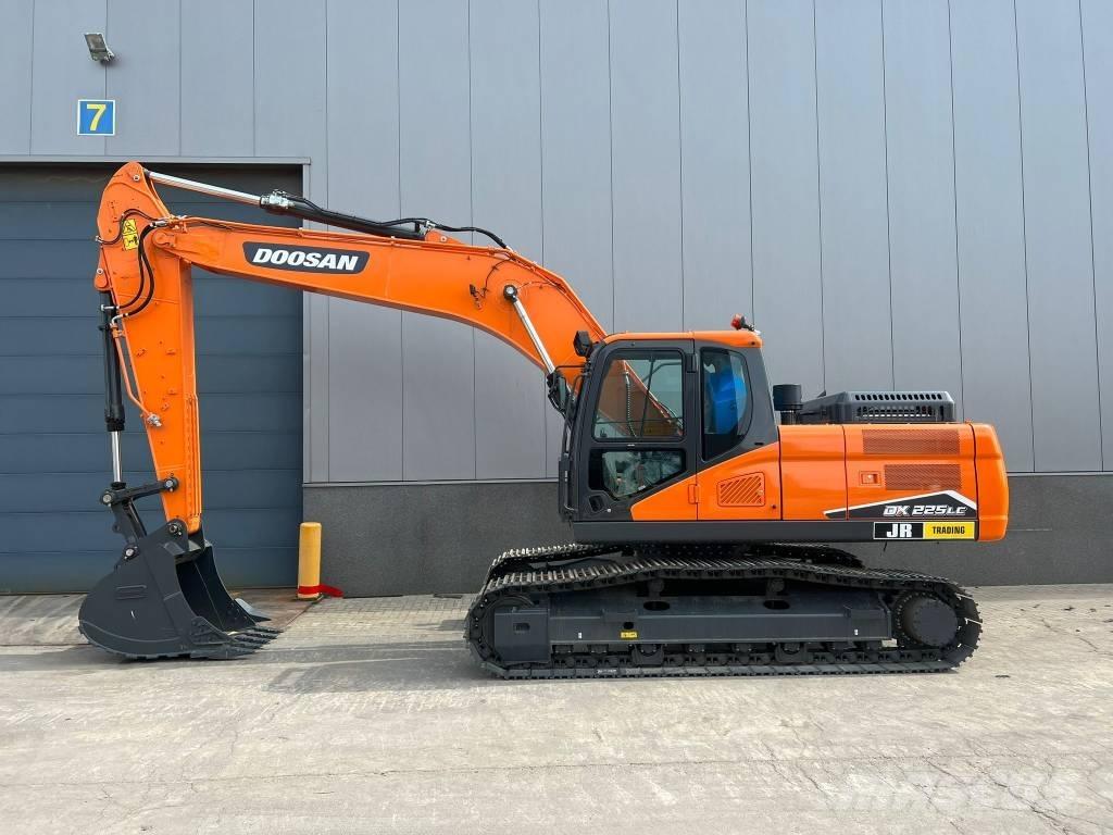 Doosan DX 225 LC-7M Crawler excavators