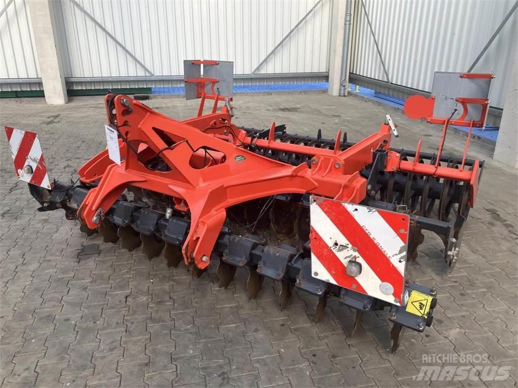 Kuhn 303 Disc harrows