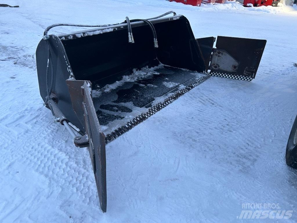 Hakki Siipikauha 260 Front loader accessories