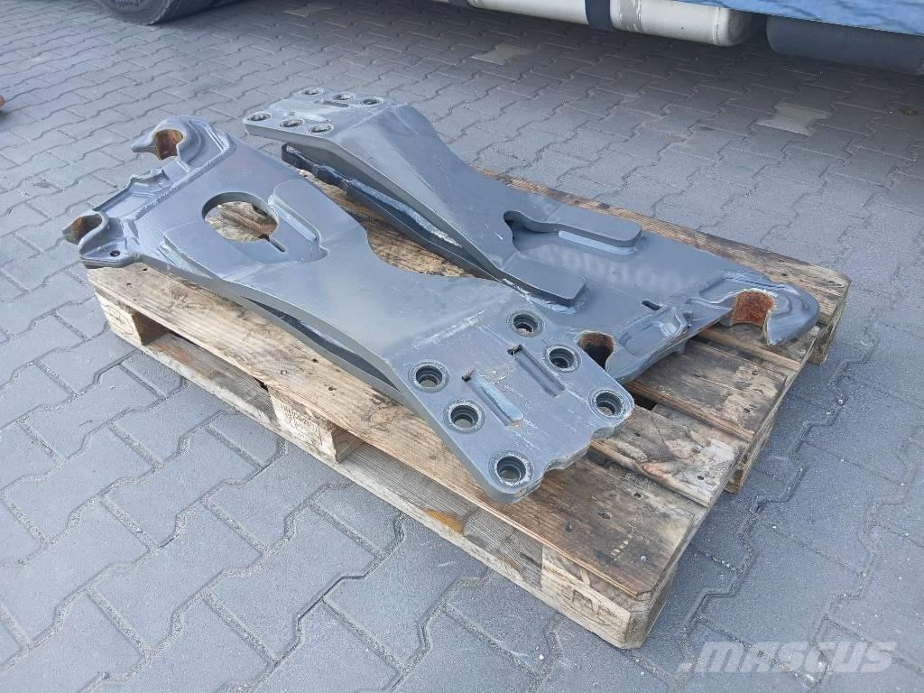 CLAAS Voorladersteun Tractors