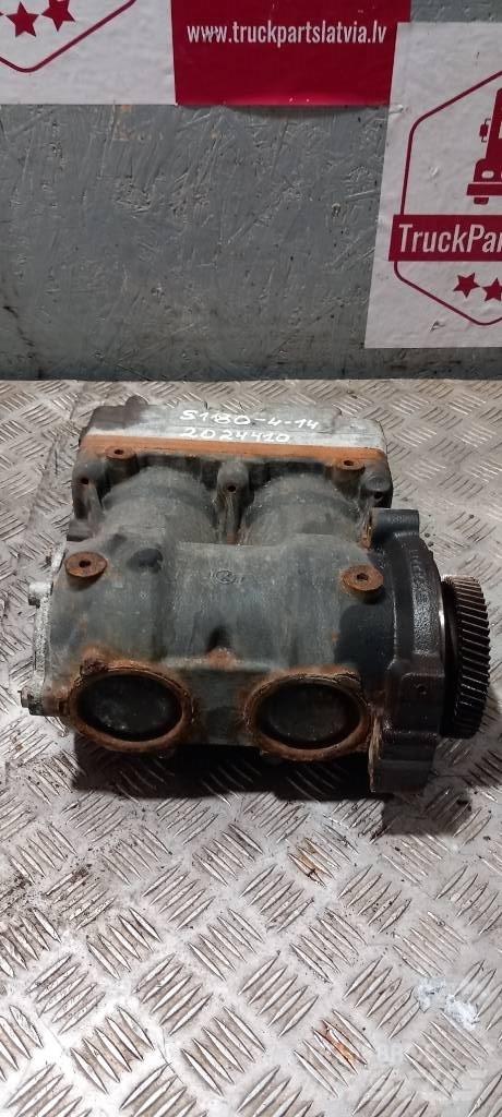 Scania P 360.    2024410 Engines