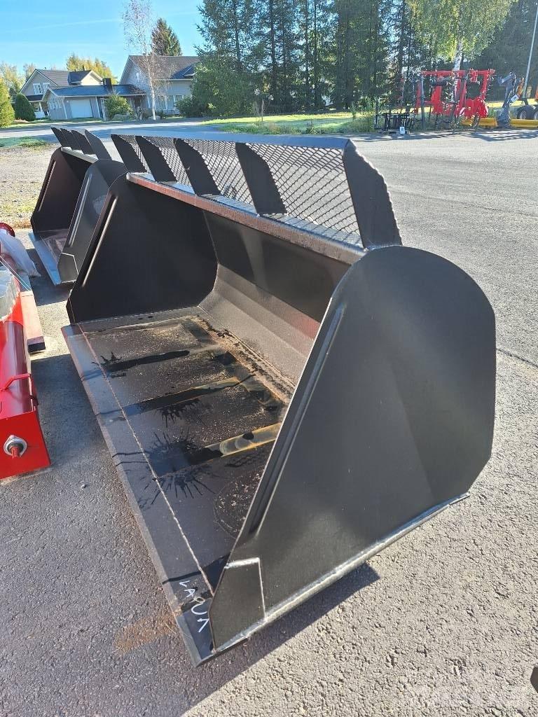 Hakki kauha 2600 Front loader accessories