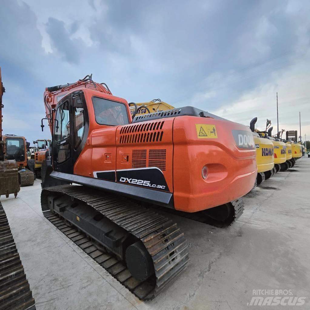 Doosan DX 225 LC Mini excavators < 7t (Mini diggers)