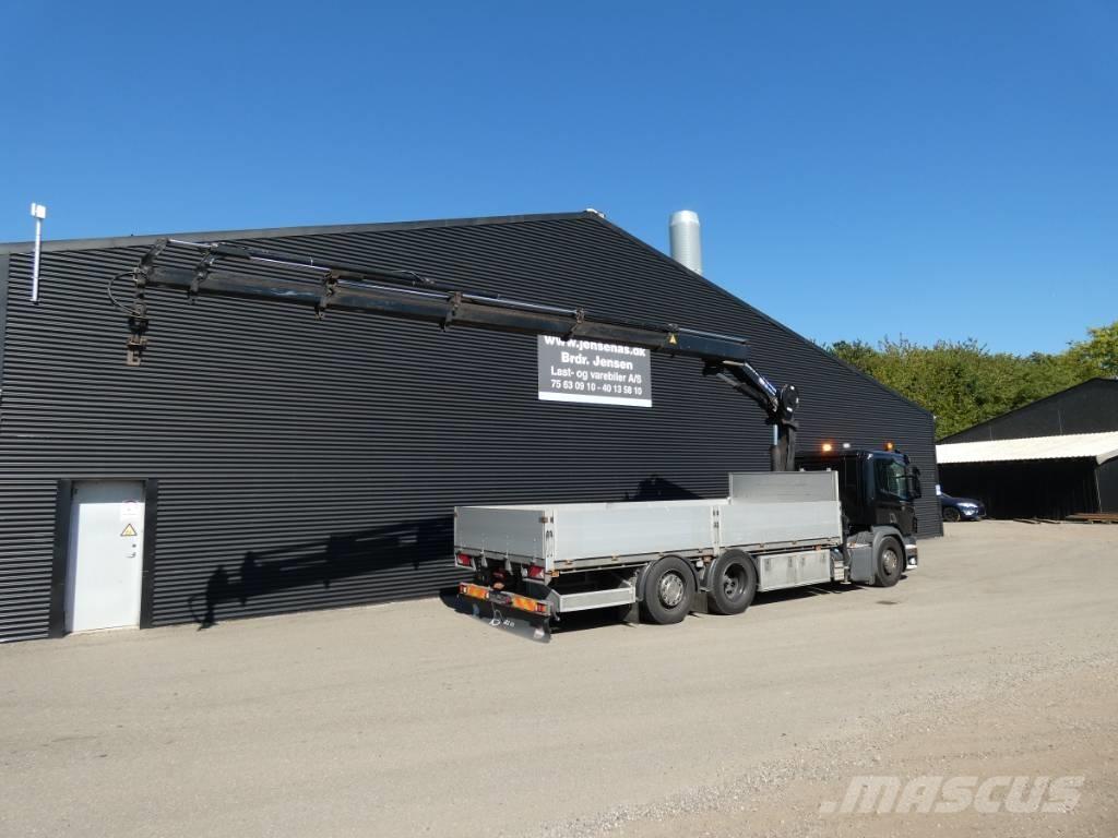 Scania P 370 Truck mounted cranes