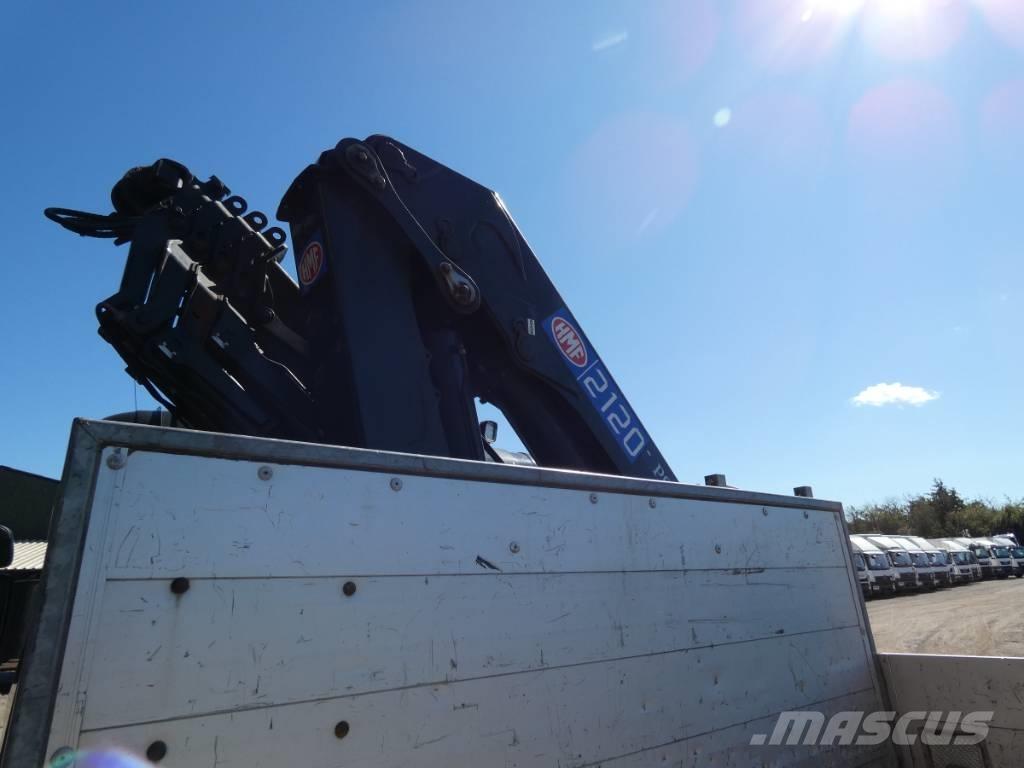 Scania P 370 Truck mounted cranes