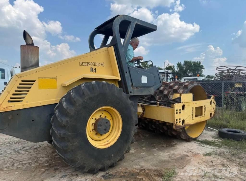 Bomag BW 211 P D-3 Single drum rollers