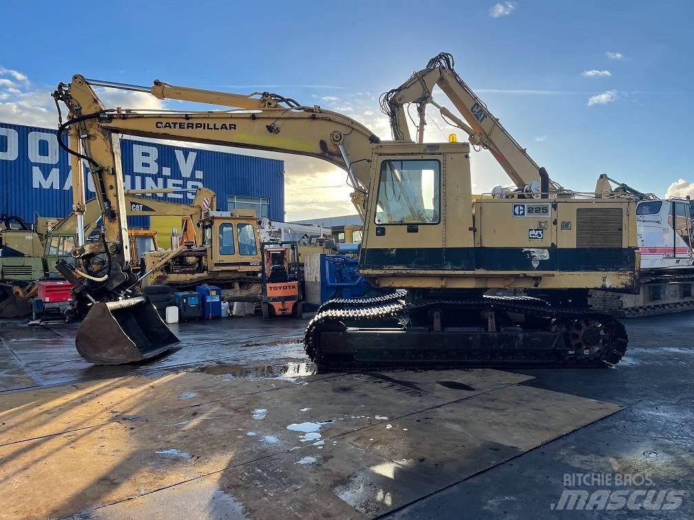 CAT 225 Crawler excavators