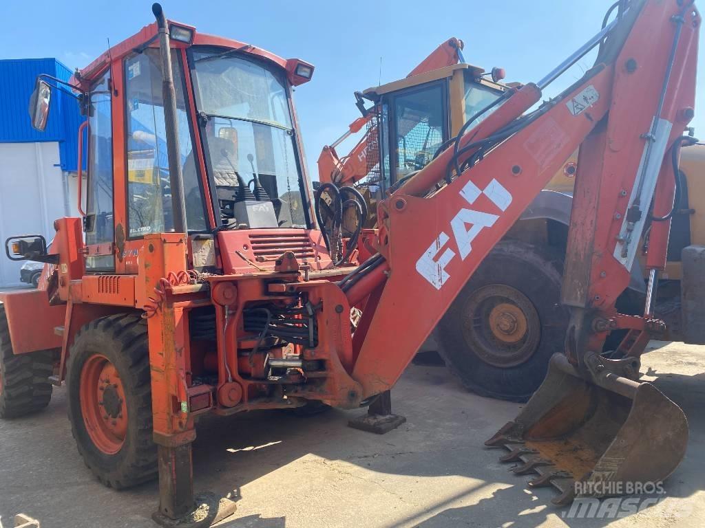 Fai KOMATSU 595s Backhoe
