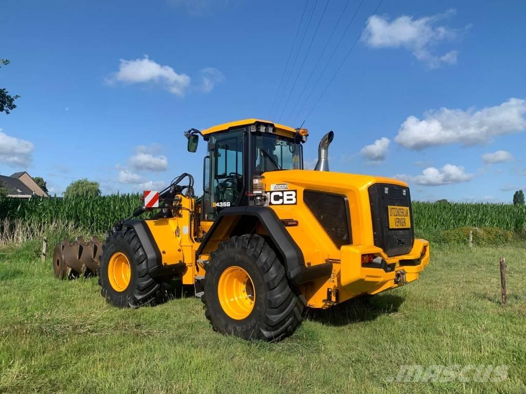 JCB 435S Tractors