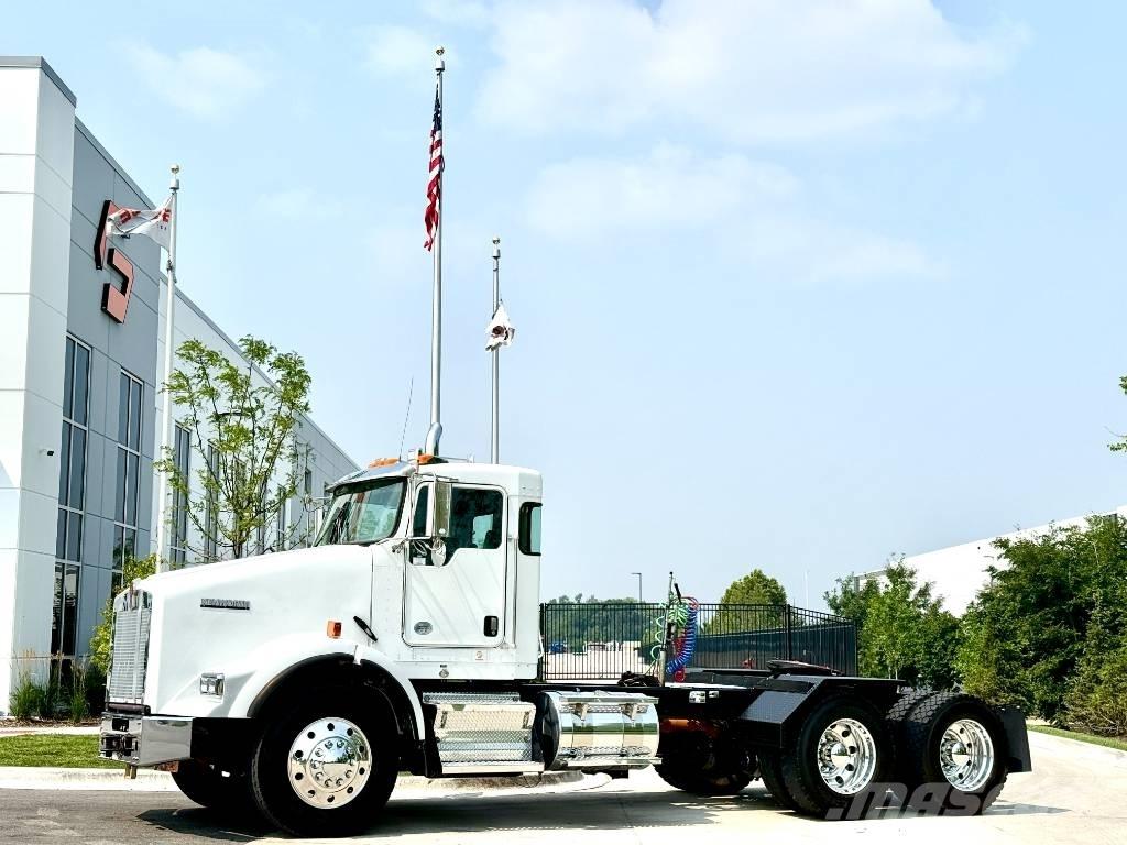 Kenworth T 800 Prime Movers