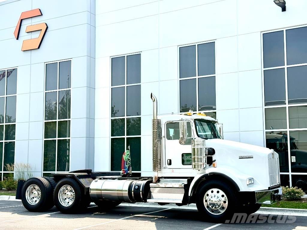 Kenworth T 800 Prime Movers