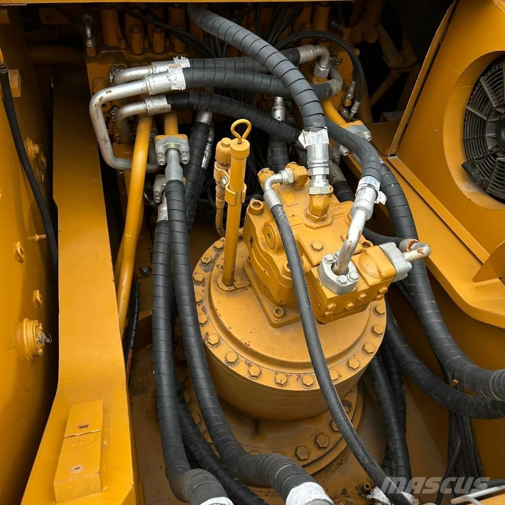 CAT 330D2 Crawler excavators