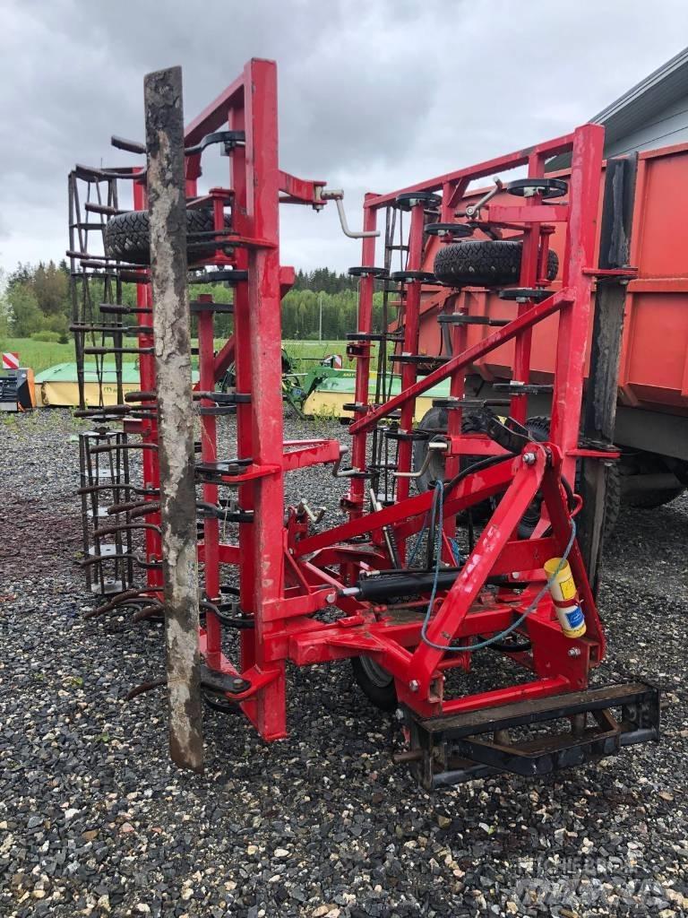 VM 45 J Harrows