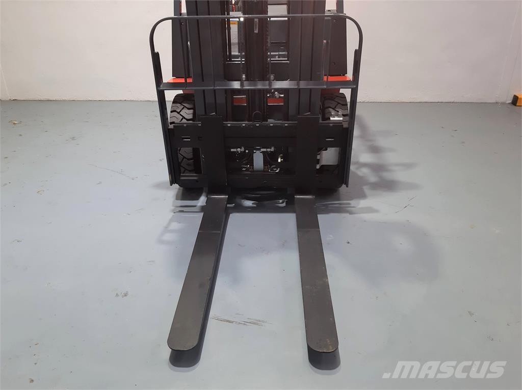 Heli CPCD25 XC26H Diesel trucks