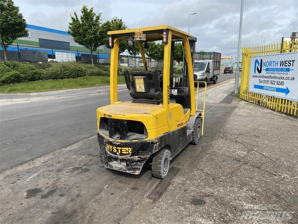 Hyster H2.5CT Diesel trucks