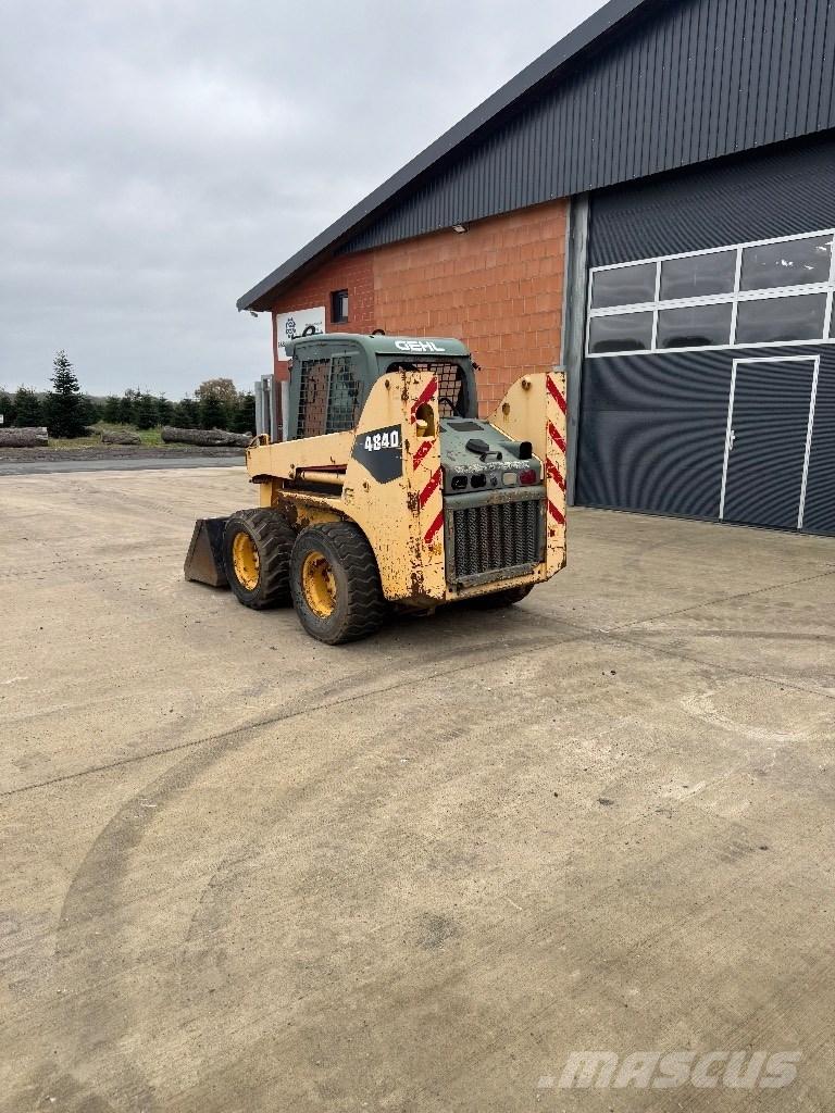 Gehl 4840 Skid steer loaders