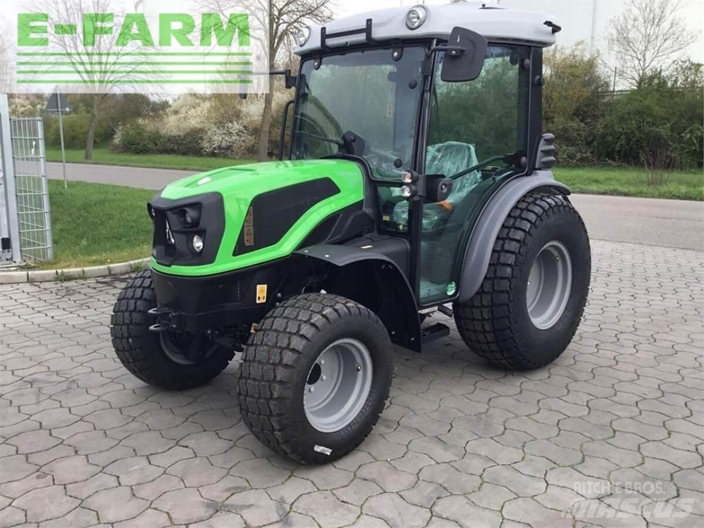 Deutz-Fahr 3050 Tractors