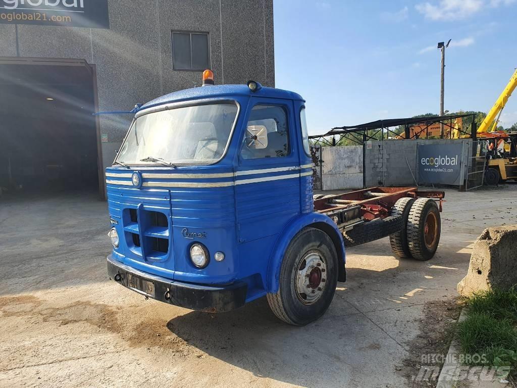 Pegaso COMET 1090 Chassis Cab trucks