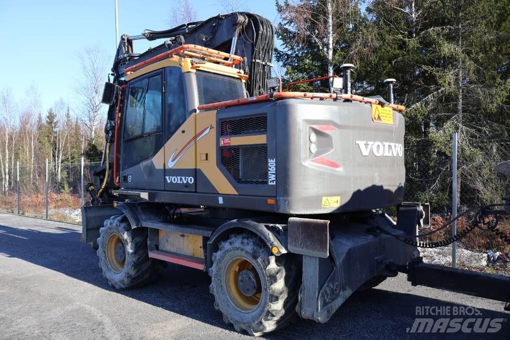 Volvo EW 160 E Wheeled excavators